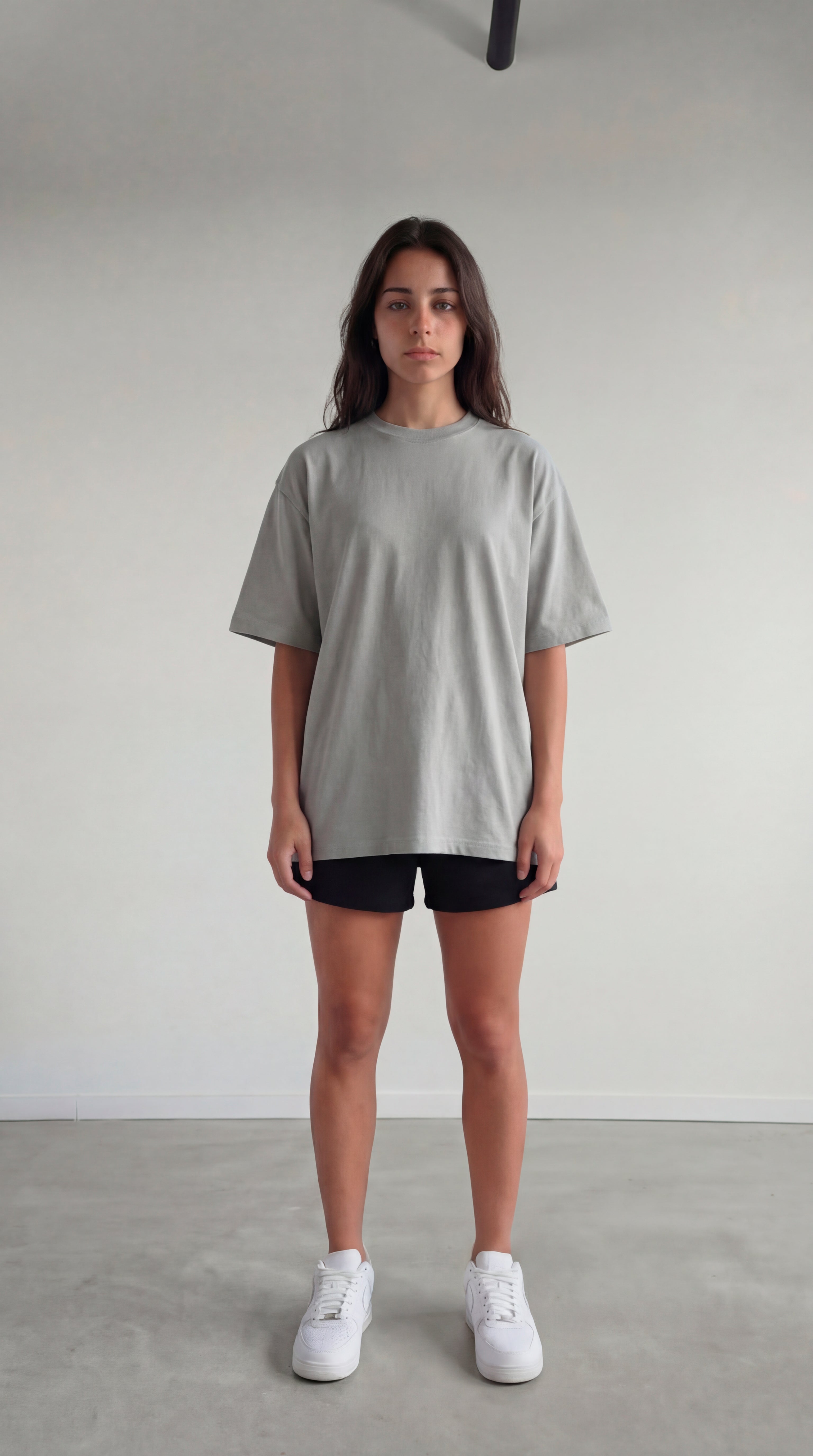 CAMISETA OVERSIZE GRIS 250 GRAMOS.