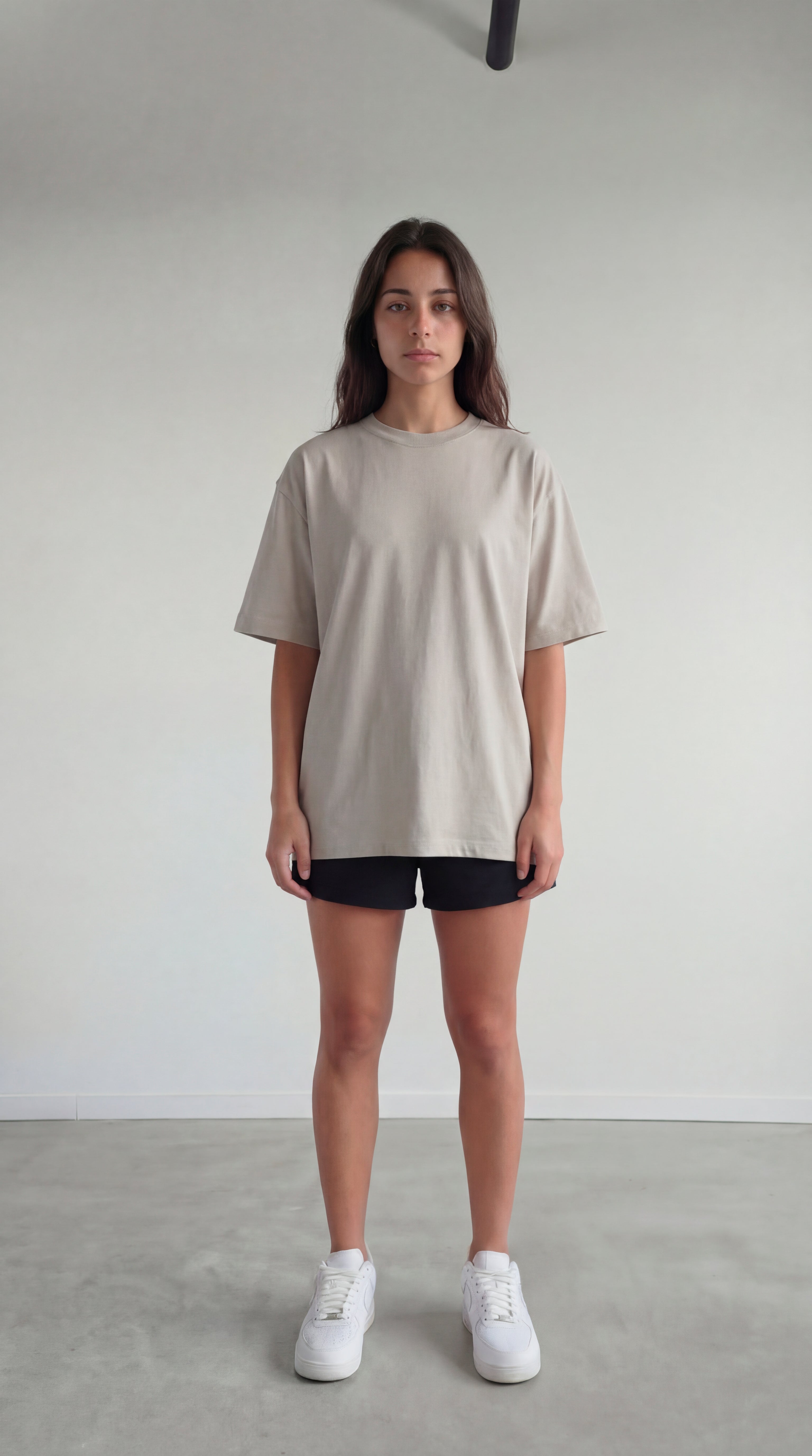 CAMISETA OVERSIZE GRIS CLARO 250 GRAMOS.